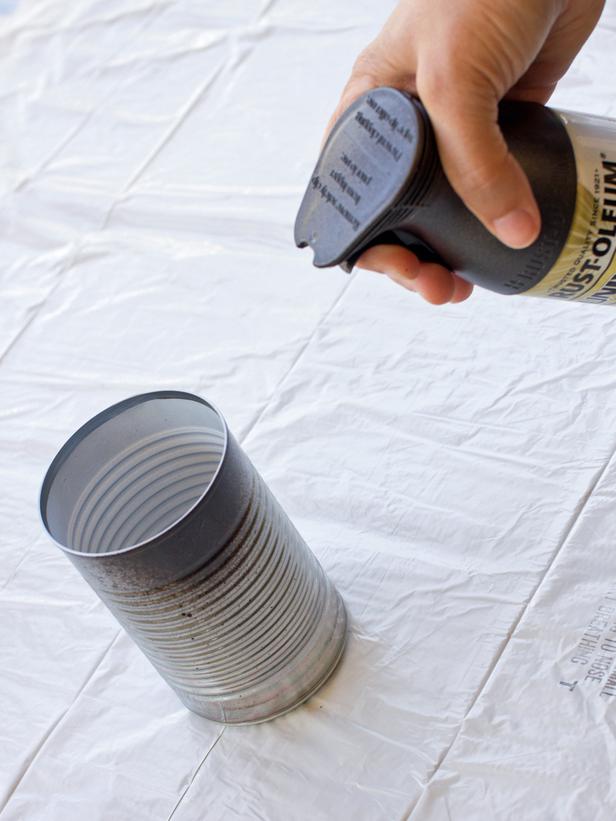 original_Layla-Palmer-Halloween-mummy-cans-step1_3x4_lg