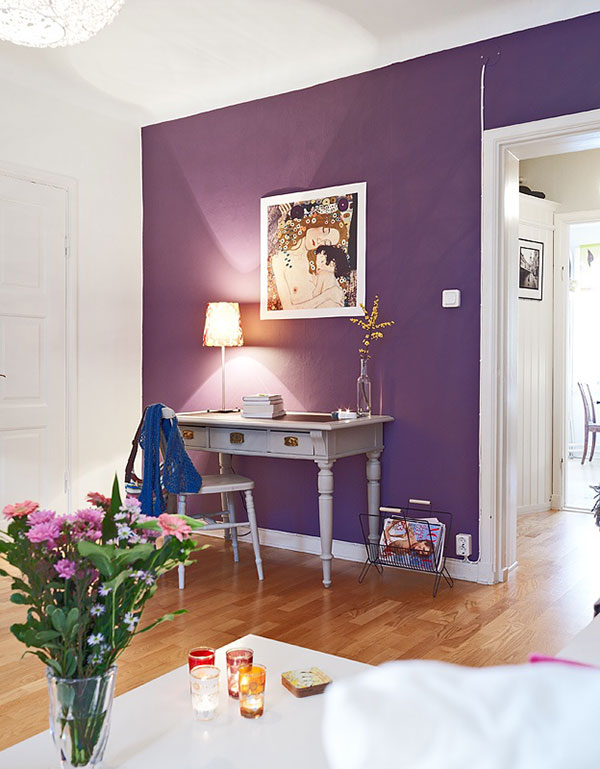 海外サイトから学ぶ 素敵な紫の壁の事例集