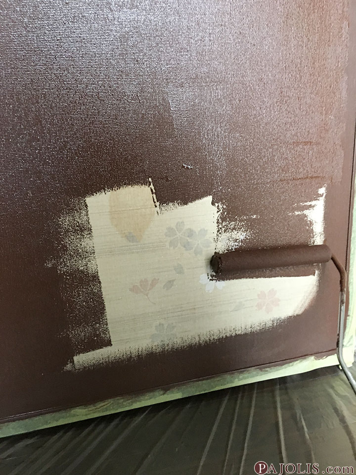 チョークボードペイントを塗る