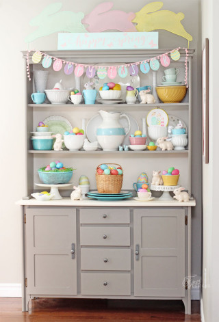 bright-easter-hutch